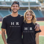 Camiseta Monograma Personalizado Noiva E Noiva<br><div class="desc">Entra na felicidade conjugal com nosso Monograma de Casamento, Noiva Personalizada e Camiseta T. Esta roupa saborosa é um testamento para a elegância minimalista do casamento, apresentando uma paleta clássica de preto e branco que irradia sofisticação. O cuidadosamente projetado monograma de casamento, incluindo as iniciais da noiva e do noivo,...</div>