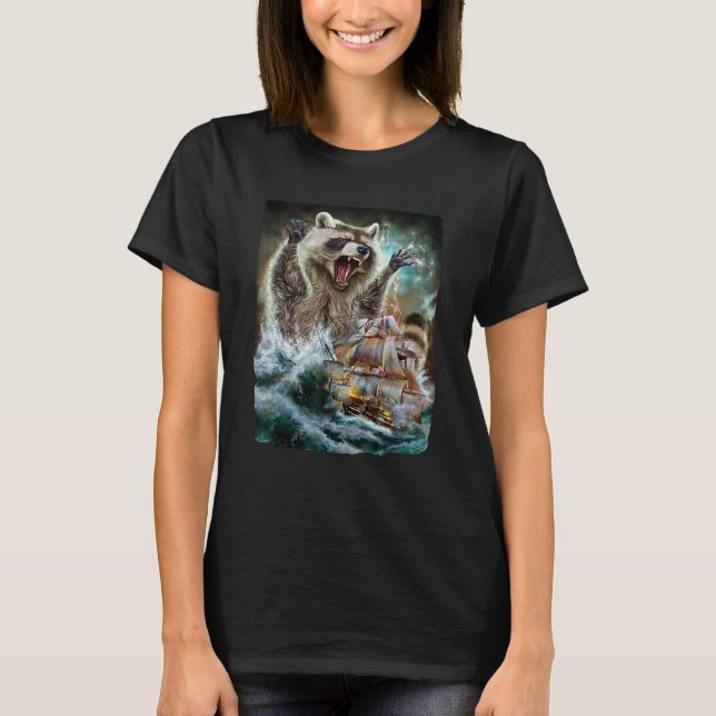Camiseta Monster Raccoon como Kraken Ataca um Navio de Guer (Frente)