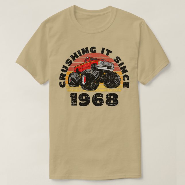Camiseta Monster Truck Driver Esmagando Desde O Nascimento  (Frente do Design)