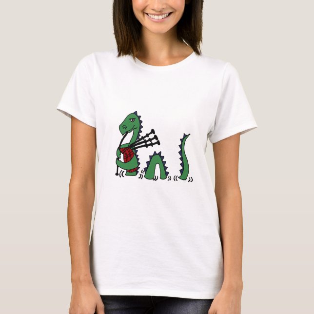 Camiseta Monstro engraçado de Loch Ness que joga Bagpipes (Frente)