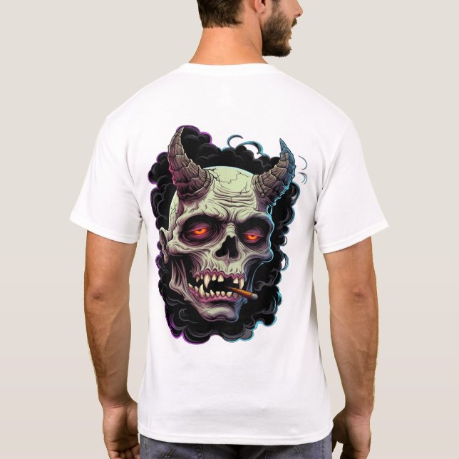 Camiseta Monstro Oni gráfico com chifres e ar sombrio (Verso)