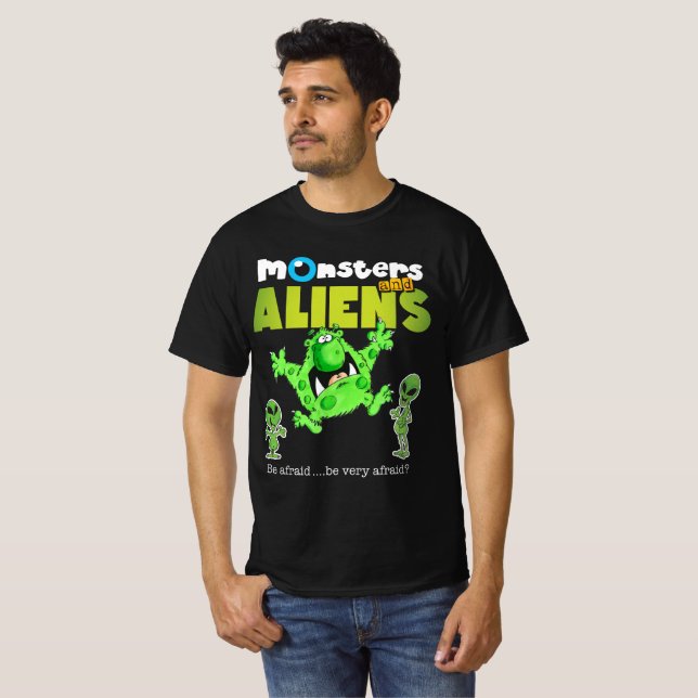Camiseta Monstros e Aliens V3 (Frente Completa)
