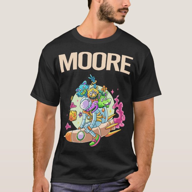 Camiseta Monstros Felizes - Moore (Frente)