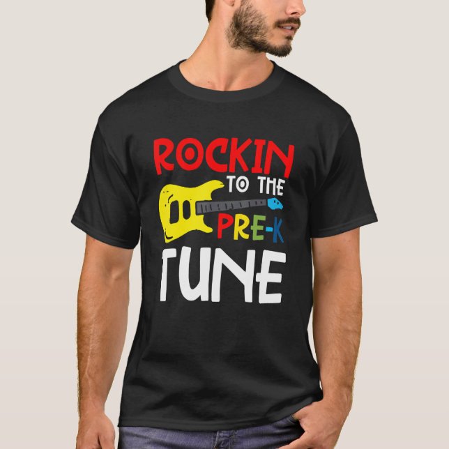 Camiseta Montando Pré K De Volta Para Professores Legal Da  (Frente)