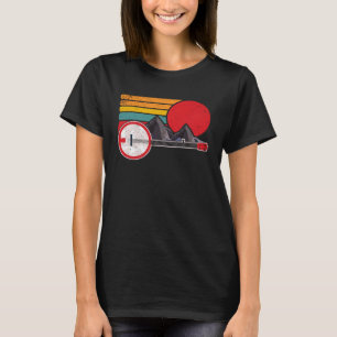Camiseta Montanhas Banjo Retro & Sol Esboço Estilo Surf 80 
