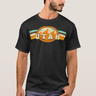 Camiseta Montanhas Caminhando Pelo Campo De Vintage De Utah