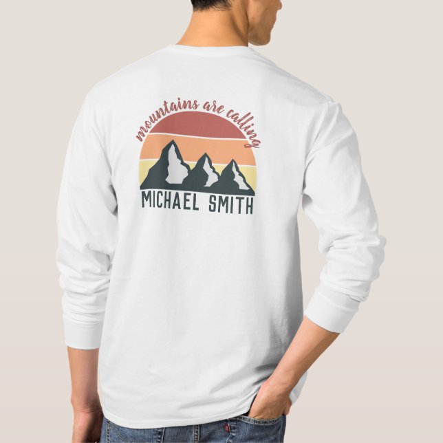 Camiseta Montanhas de pastel de safra chamam cinza de monog (Verso)