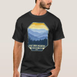 Camiseta Montanhas do Enfumaçado excelente Parque Nacional<br><div class="desc">trabalho de arte vetor do Enfumaçado Montanhas do excelente. O parque abriga florestas exuberantes e abundância de flores silvestres que florescem ao longo do ano.</div>
