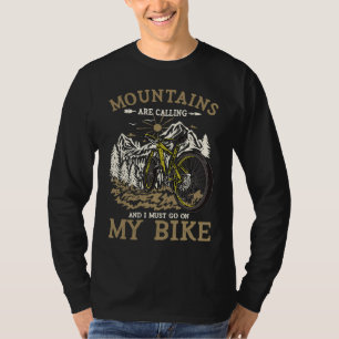 Camiseta Montanhas Estão Chamando & Eu Devo Ir No Meu Acamp