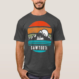 Camiseta Montanhas Florestais Nacionais Sawtooth, acampamen