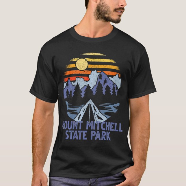 Camiseta Monte Mitchell State Park, North Carolina Camping (Frente)
