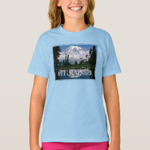 Camiseta Monte Rainier   Reflexo em uma Lagoa da Montanha