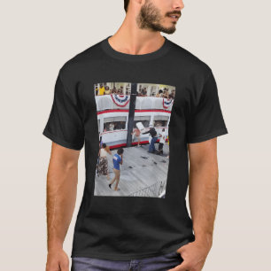 Camiseta Montgomery Alabama Boat Fight Riverboat Brawold Fo
