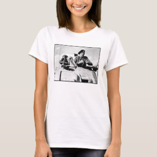 Camiseta Monty em um tanque