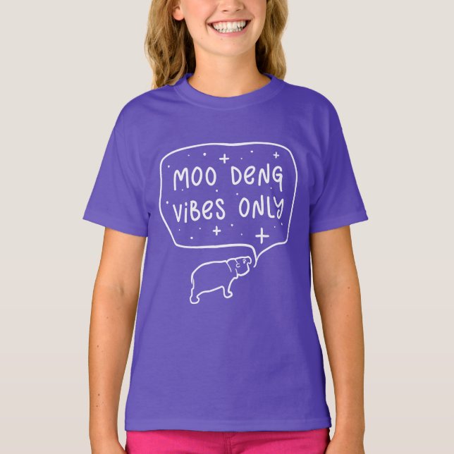 Camiseta Moo Deng Vibes Apenas Slogan Engraçado (Frente)