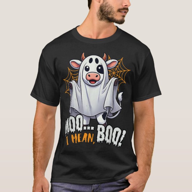 Camiseta Moo I Quer Dizer Boo Cow Ghost Halloween 2025 (Frente)
