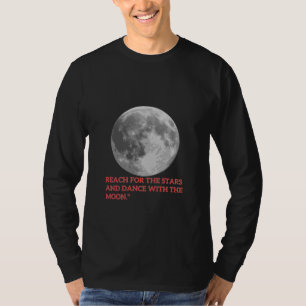 Camiseta Moon-Inspired Design   Mystical and Creative Art