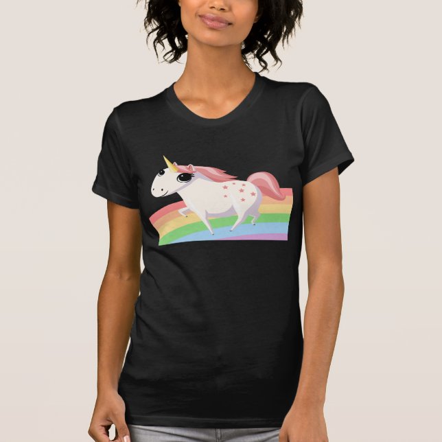 Camiseta Morango o unicórnio no arco-íris (Frente)