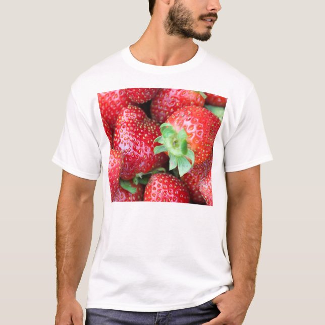 Camiseta Morangos Vermelhos (Frente)