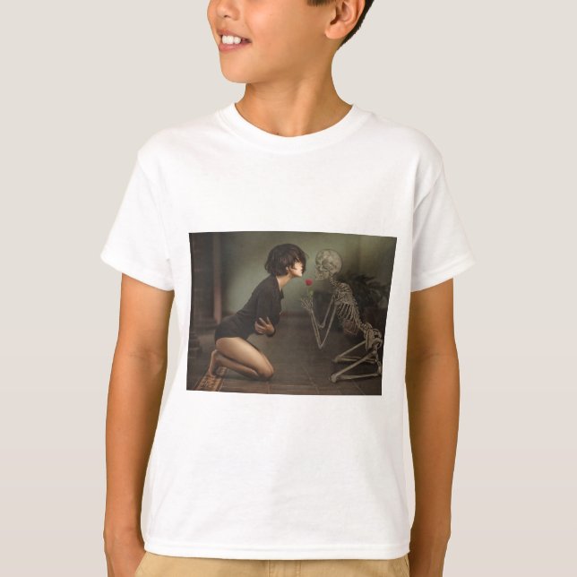 Camiseta Morte e jovem mulher (Frente)