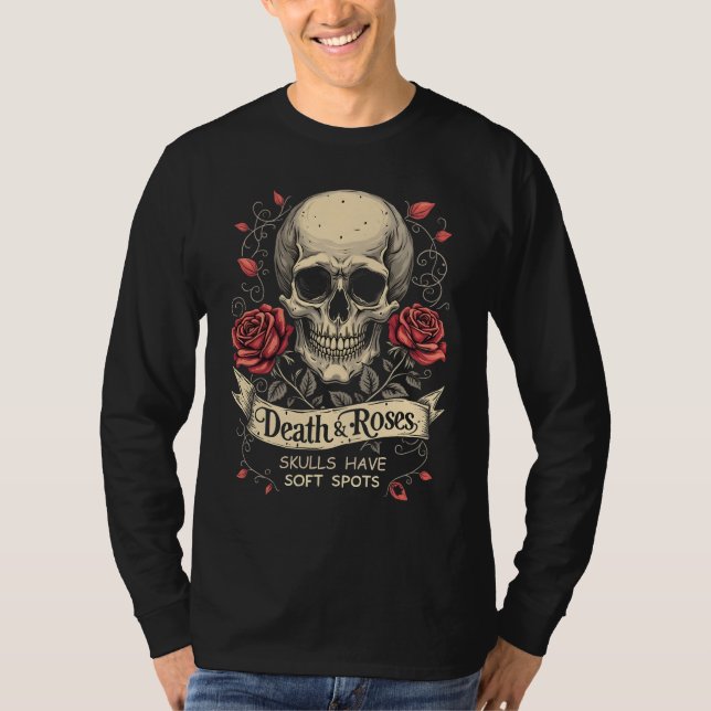Camiseta Morte e Rosas: crânios têm manchas moles (Frente)