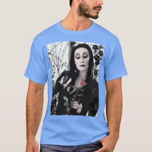 Camiseta Morticia Addams Família Horror retro engraçado