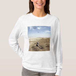 Camiseta Mosca dos Ospreys de MV-22B sobre o hospital