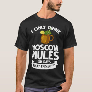 Camiseta Moscou Recebe Lâmpadas de Cobre Bebem