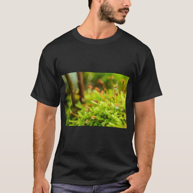 Camiseta Moss & Dewdrop Nature Vibe (Frente)