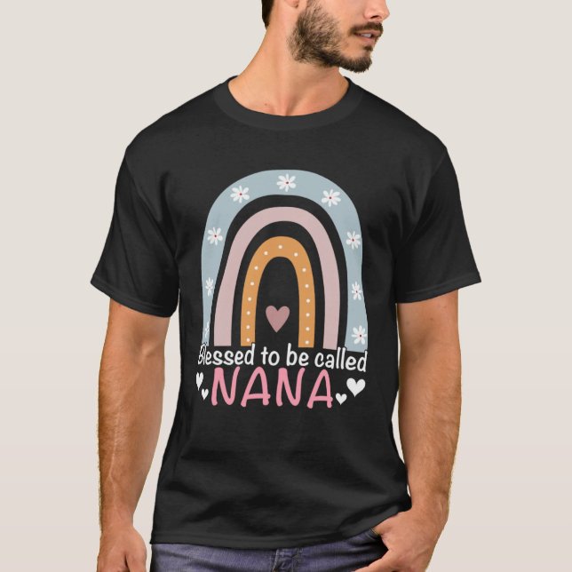 Camiseta Mothers Day Blessed To Be Called Nana Rainbow Nana (Frente)