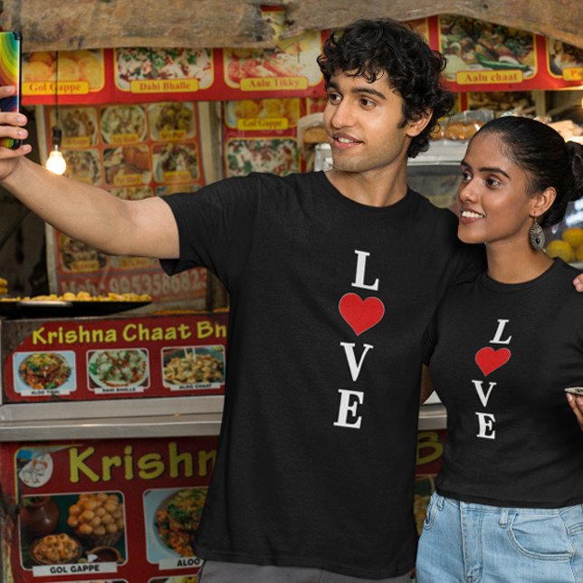 Camiseta Motif Coração Clássico LOVE com Torção Moderna (Criador carregado)