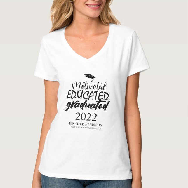 Camiseta Motivado Educado Graduado (Frente)