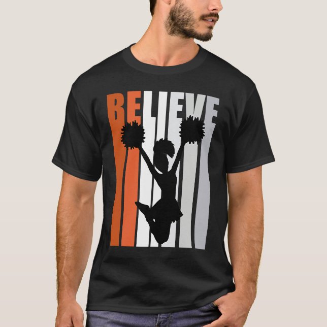 Camiseta Motivational Girls Cheerleading Womens Believe Ora (Frente)