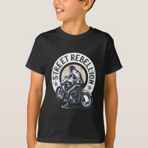 Camiseta Motociclista Scorcher em uma Moto