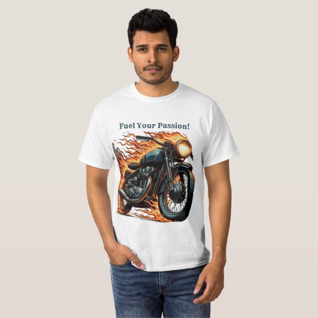 Camiseta Motociclo Clássico em Movimento com Chamas (Frente Completa)