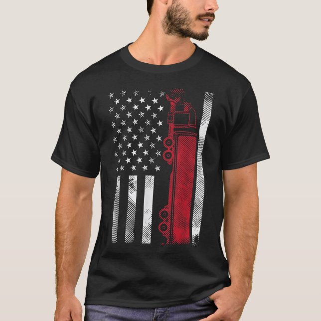 Camiseta Motorista de Caminhão Semi Flag Americano Semi 18  (Frente)