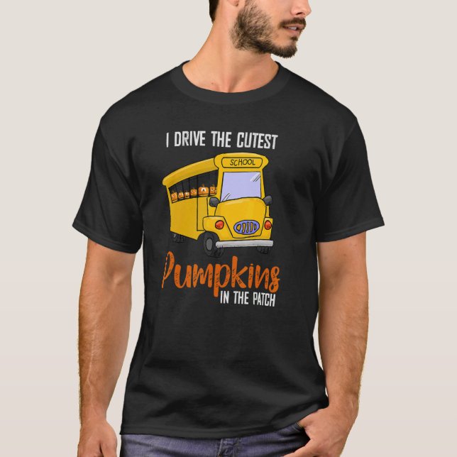 Camiseta Motorista De Ônibus Escolar Eu Dirigo Os Pumpkins  (Frente)