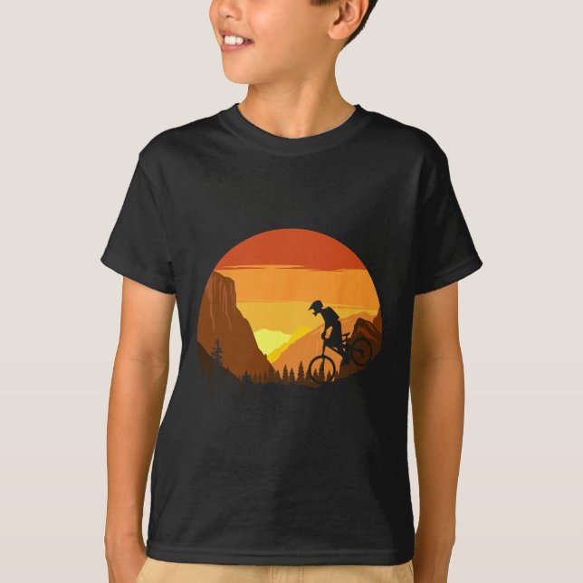 Camiseta Mountain Biking Retro Sunset Trail Rider  (Frente)