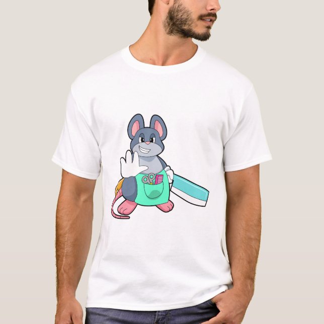 Camiseta Mouse como cabeceira com tesoura e pente (Frente)