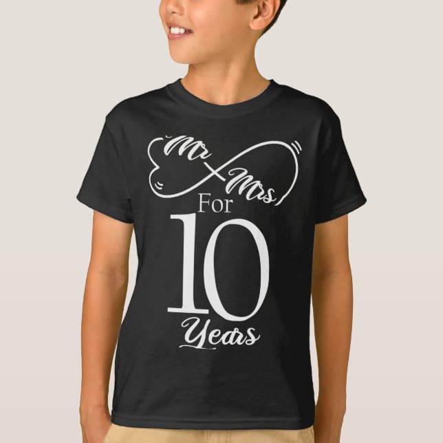 Camiseta Mr Mrs For 10 Years 1st Wedding Anniversary  (Frente)