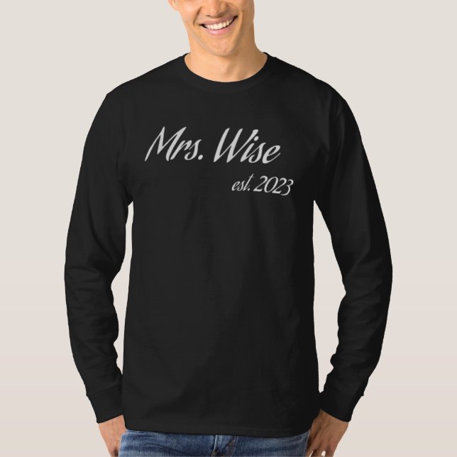 Camiseta Mrs WISE 2023 new bride bridal shower wedding (Frente)