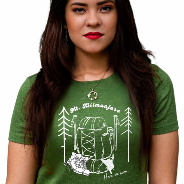 Camiseta "Mt. Kilimanjaro: Aqui Chegamos" Caminhando (Criador carregado)