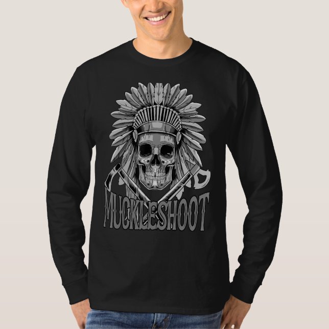 Camiseta Muckleshoot Skull & Headdress Native American Muck (Frente)