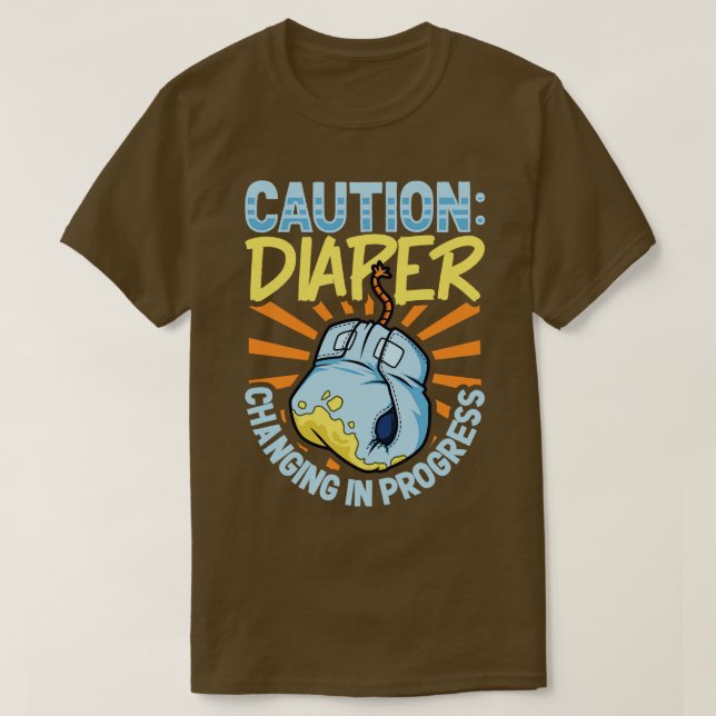 Camiseta Mudança de fralda em andamento Fralda (Frente do Design)