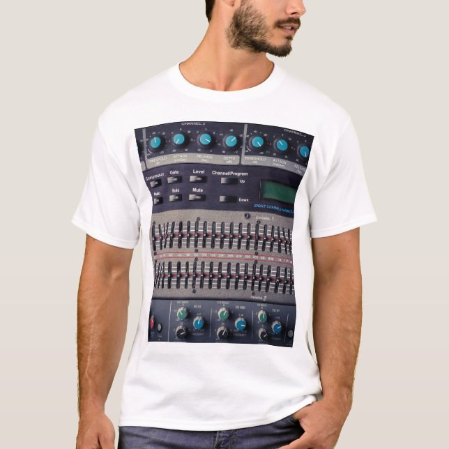 Camiseta Muitos botões do Mixer de Som Studio (Frente)