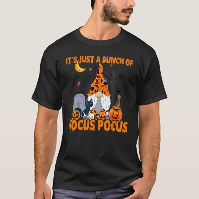 Camiseta Muitos Gatos Assustadores de Morcego Gnomo de Abób (Frente)