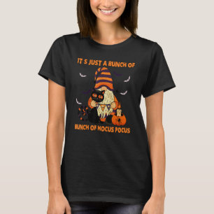 Camiseta Muitos Gnomos de Abobora Feitiçaria Morcegos Gato