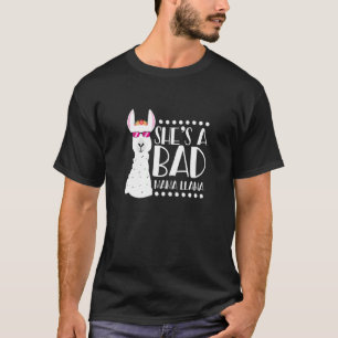 Camiseta Mulher Alpaca Fan Design Ela é uma Mama Má Llama