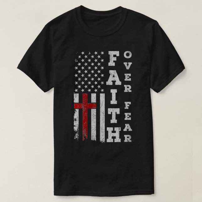 Camiseta Mulher: Bandeira Americana Orgulha Fé Cristã Sobre (Frente do Design)