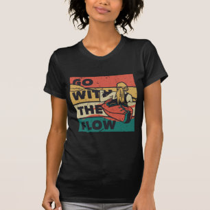 Camiseta Mulher Caiaqueira Segue o Fluxo Esportes